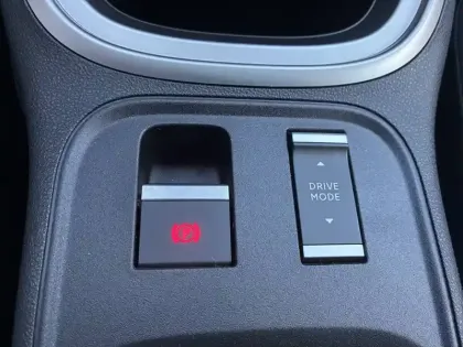 Photo 25 Jeep Avenger  115 kW 4x2