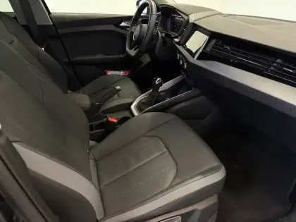 Photo 5 Audi A1  Allstreet 35 TFSI 150 ch S tronic 7