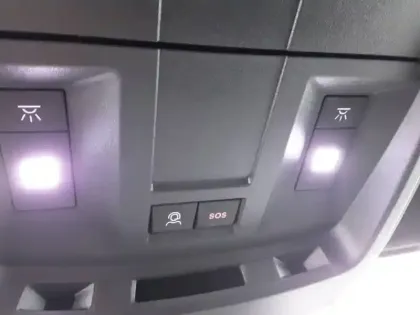 Photo 62 Peugeot 5008  Hybrid 145 e-DCS6