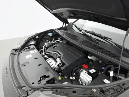 Photo 49 Peugeot 5008  Hybrid 145 e-DCS6