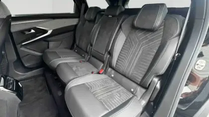 Photo 89 Peugeot 5008  Hybrid 145 e-DCS6