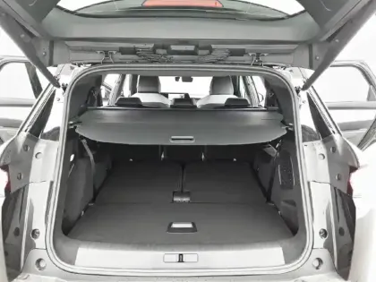 Photo 66 Peugeot 5008  Hybrid 145 e-DCS6