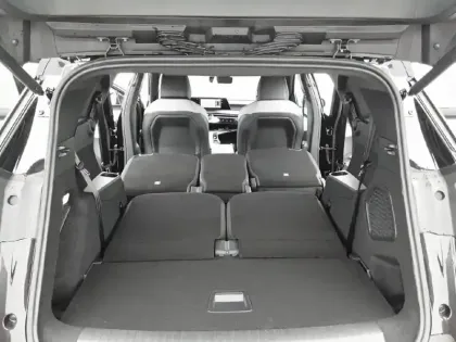 Photo 65 Peugeot 5008  Hybrid 145 e-DCS6