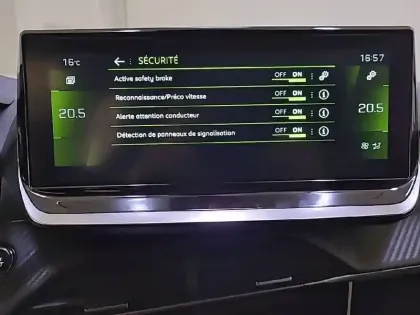 Photo 21 Peugeot 208  PureTech 100 S&S BVM6