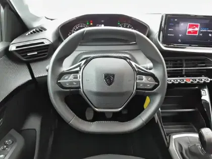 Photo 8 Peugeot 208  PureTech 75 S&S BVM5