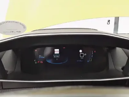 Photo 9 Peugeot 208  Electrique 50 kWh 136ch