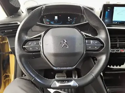 Photo 8 Peugeot 208  Electrique 50 kWh 136ch