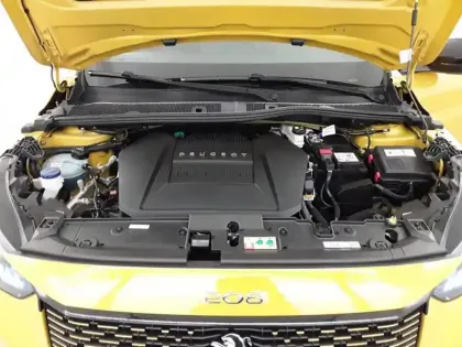 Photo 23 Peugeot 208  Electrique 50 kWh 136ch