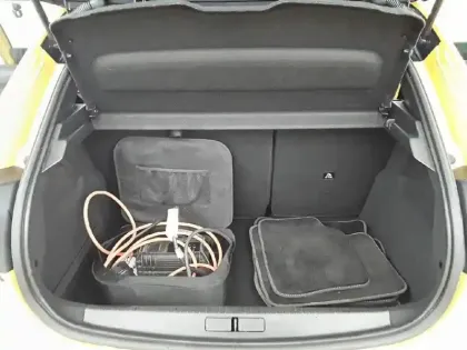 Photo 5 Peugeot 208  Electrique 50 kWh 136ch