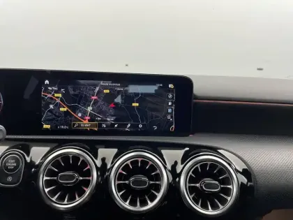 Photo 20 Mercedes Classe A  200 d 8G-DCT