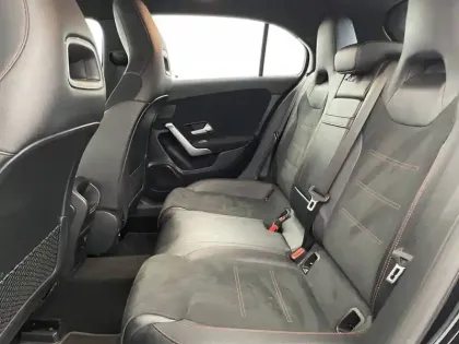 Photo 15 Mercedes Classe A  200 d 8G-DCT