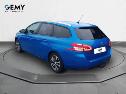 Photo 29 Peugeot 308  SW PureTech 110ch S&S BVM6