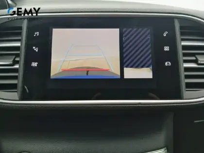 Photo 14 Peugeot 308  SW PureTech 110ch S&S BVM6