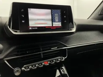 Photo 30 Peugeot 2008  BlueHDi 130 S&S EAT8