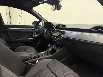 Photo 26 Audi Q3  Sportback 35 TFSI 150 ch S tronic 7