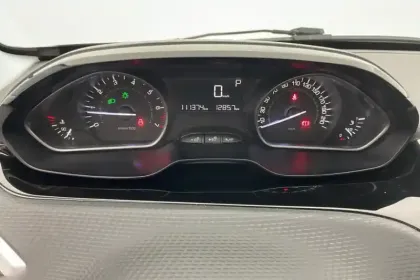 Photo 8 Peugeot 208  1.2 PureTech 110ch S&S EAT6