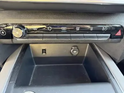 Photo 21 Citroën C5 aircross  Hybride Rechargeable 225 S&S e-EAT8 C-Series