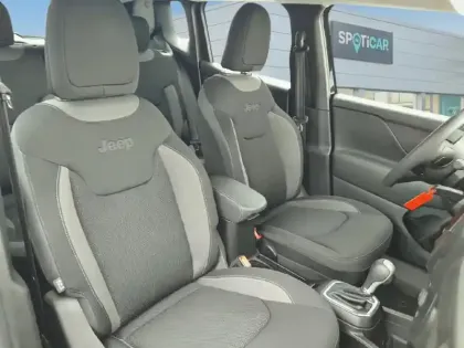 Photo 8 Jeep Renegade  1.5 Turbo T4 130 ch BVR7 e-Hybrid Limited