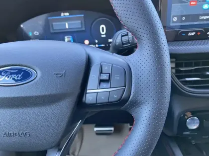 Photo 17 Ford Kuga 2.5 Duratec 180ch Hybrid FlexiFuel ST-Line X Powershift