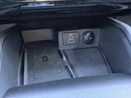 Photo 18 Ford Kuga 2.5 Duratec 180ch Hybrid FlexiFuel ST-Line X Powershift