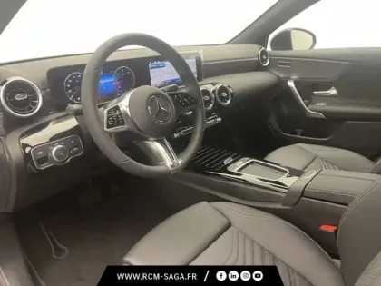 Photo 12 Mercedes Classe A 200 d Progressive Line