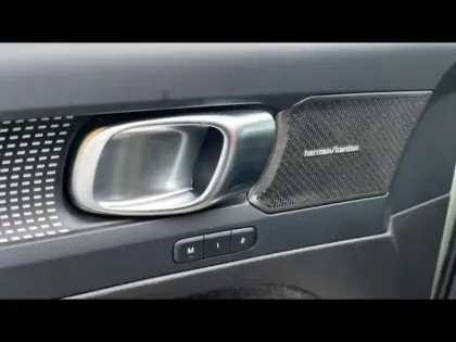 Photo 10 Volvo Xc40  B3 163ch Ultimate DCT 7