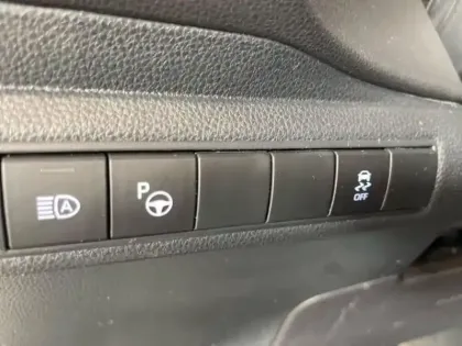 Photo 13 Toyota Corolla  122h Dynamic Business + Programme Beyond Zero Academy MY22