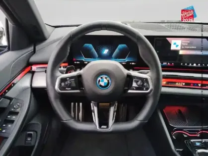 Photo 11 BMW Serie 5 Série 5 i5 340ch M Sport eDrive40