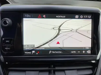 Photo 13 Peugeot 2008  1.2 Turbo 110ch E6.c GT Line S&S 5cv