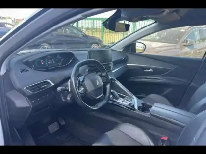 Photo 8 Peugeot 3008  HYBRID4 300ch Allure Pack e-EAT8