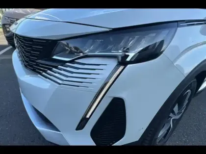 Photo 13 Peugeot 3008  HYBRID4 300ch Allure Pack e-EAT8