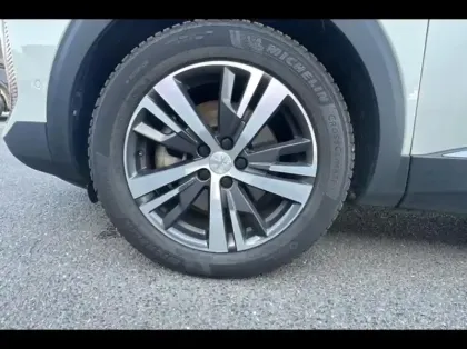 Photo 12 Peugeot 3008  HYBRID4 300ch Allure Pack e-EAT8