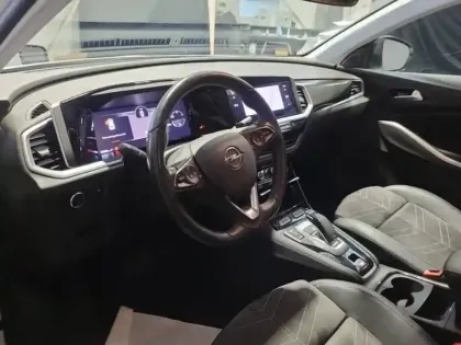 Photo 8 Opel Grandland  1.2 Turbo 130ch Ultimate BVA8