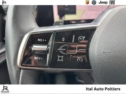 Photo 31 Renault Austral  1.2 E-Tech full hybrid 200ch Techno - 24