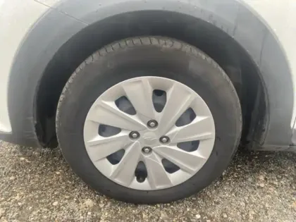 Photo 8 Kia Stonic  1.0 T-GDi 100ch Motion