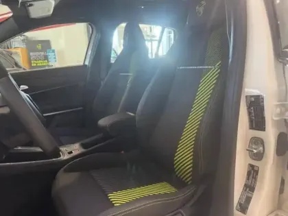 Photo 13 Abarth 600  e 240ch 54kWh Turismo