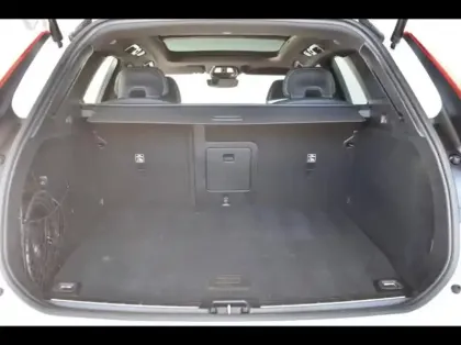 Photo 29 Volvo Xc60  T6 Hybride Rechargeable 350ch Black Edition Geartronic 8 AWD