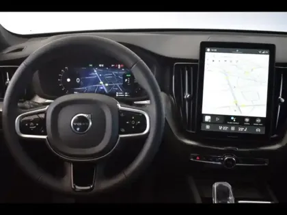 Photo 32 Volvo Xc60  T6 Hybride Rechargeable 350ch Black Edition Geartronic 8 AWD