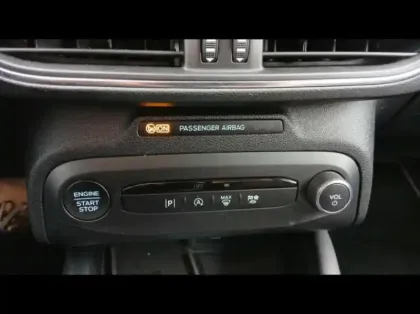 Photo 14 Ford Focus  SW 1.0 EcoBoost mHEV 125ch Titanium X Business