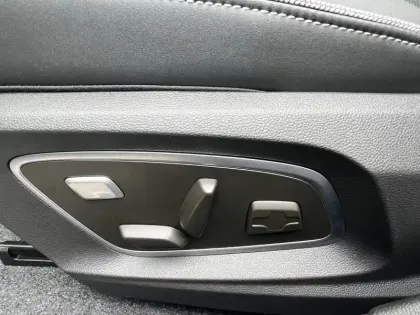 Photo 15 Renault Megane  E-Tech 220 ch autonomie confort GSR2