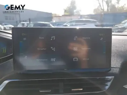 Photo 34 Peugeot 3008  Hybrid 225 e-EAT8