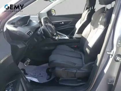 Photo 8 Peugeot 3008  Hybrid 225 e-EAT8