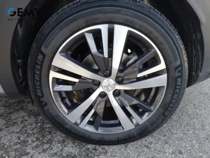 Photo 10 Peugeot 3008  Hybrid 225 e-EAT8