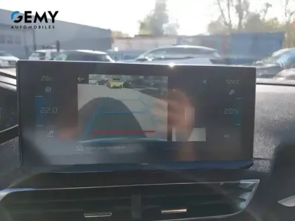 Photo 38 Peugeot 3008  Hybrid 225 e-EAT8