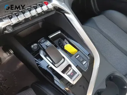 Photo 19 Peugeot 3008  Hybrid 225 e-EAT8