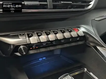 Photo 56 Peugeot 3008  Hybrid4 300 e-EAT8