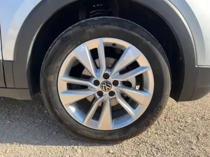 Photo 42 Volkswagen T-cross  1.0 TSI 116 Start/Stop DSG7