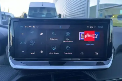 Photo 18 Peugeot 208  PureTech 100 S&S BVM6