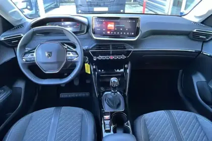 Photo 14 Peugeot 208  PureTech 100 S&S BVM6