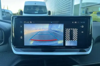 Photo 19 Peugeot 208  PureTech 100 S&S BVM6